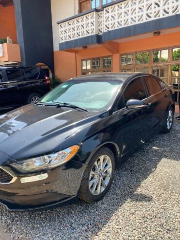 Ford Fusion SE AWD 2017 Black in excelent condition