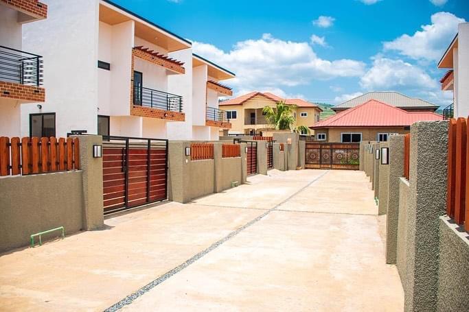 An Exquisitely Built 3 Bedroom Detached House For Sale at Oyarifa