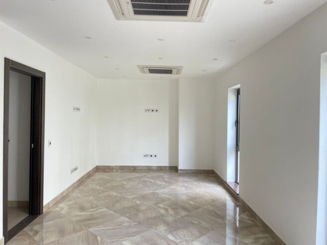 A Lavish 2, 3 & 4 Bedroom Unfurnished Apartments for Sale at 37