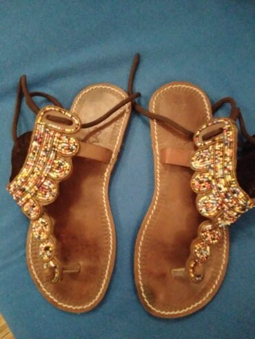 Kenya bead sandal size 40