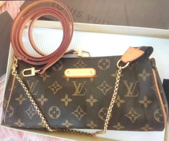 Louis Vuitton (2015 pre- owned Monogram Eva two-way handbag.