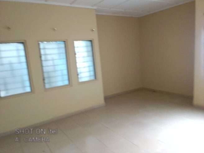 Unfurnished 5 Bedroom apartment