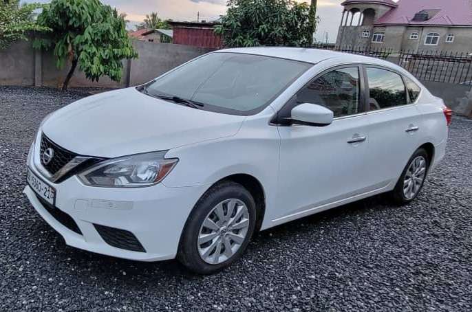 Rent A Car – Nissan Sentra.