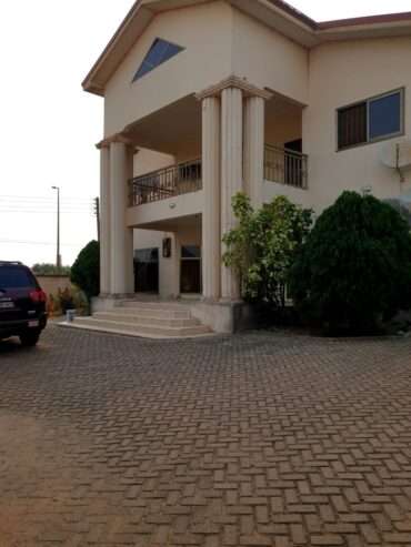 A Five-Bedroom House Suitable for Either Residential or Office Use in Takoradi