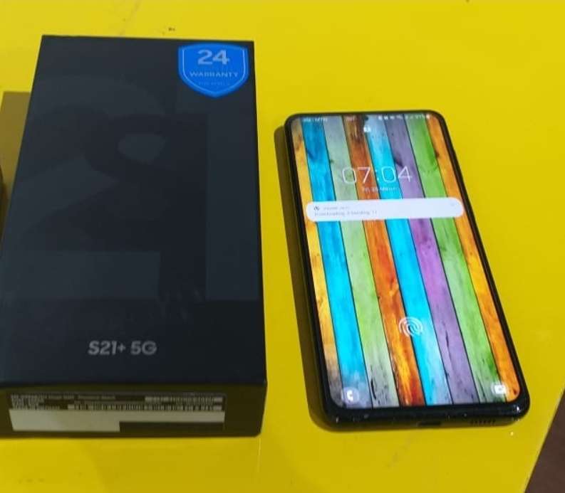 Samsung S21+ 256GB in Pristine Condition
