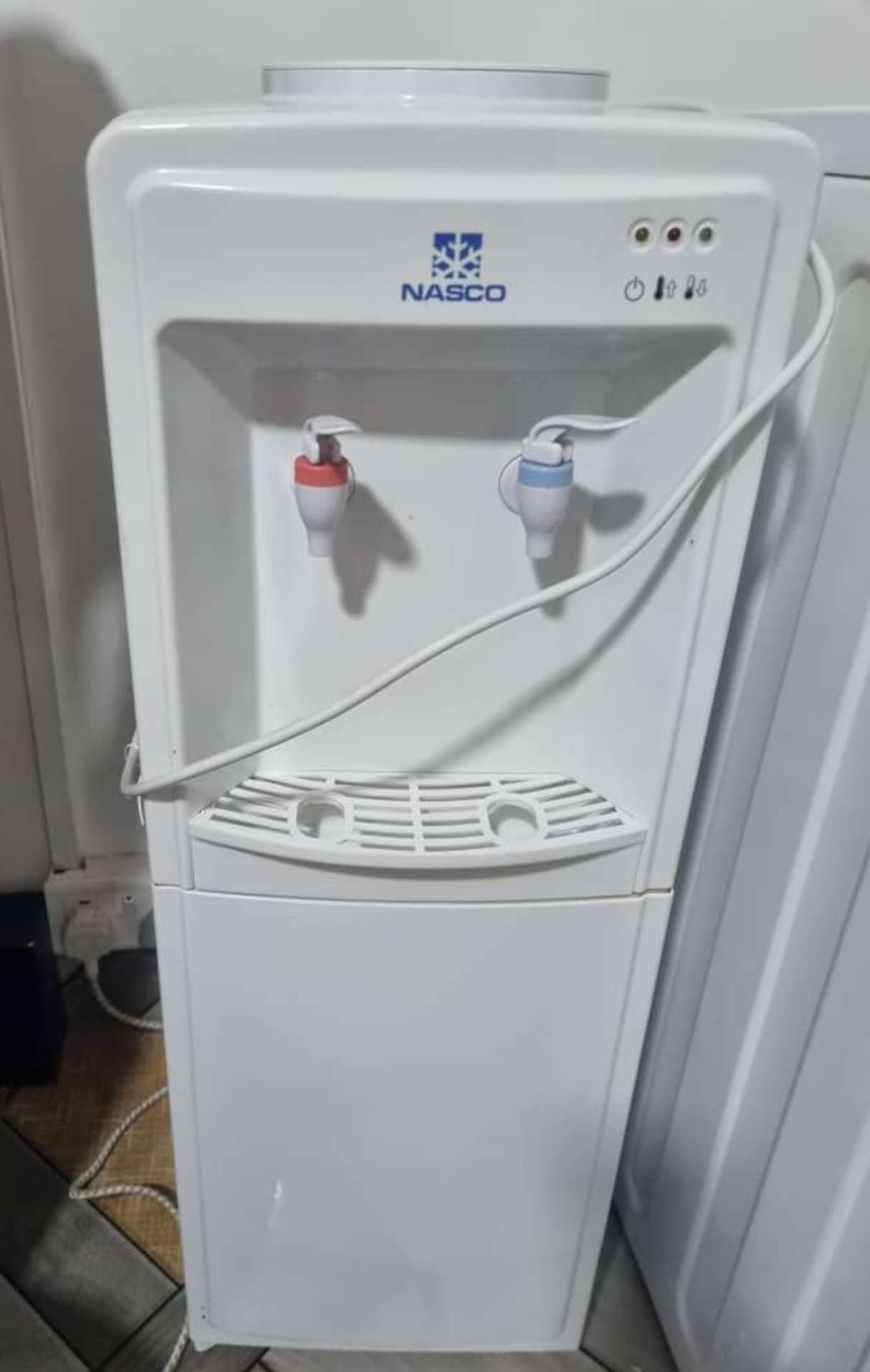 Water Dispenser- Nasco