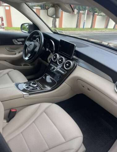 Mercedes Benz GLC 300 4MATIC 2018. For sale