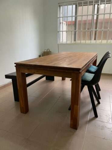 Beautiful dining table, orginally from Casa Trassaco