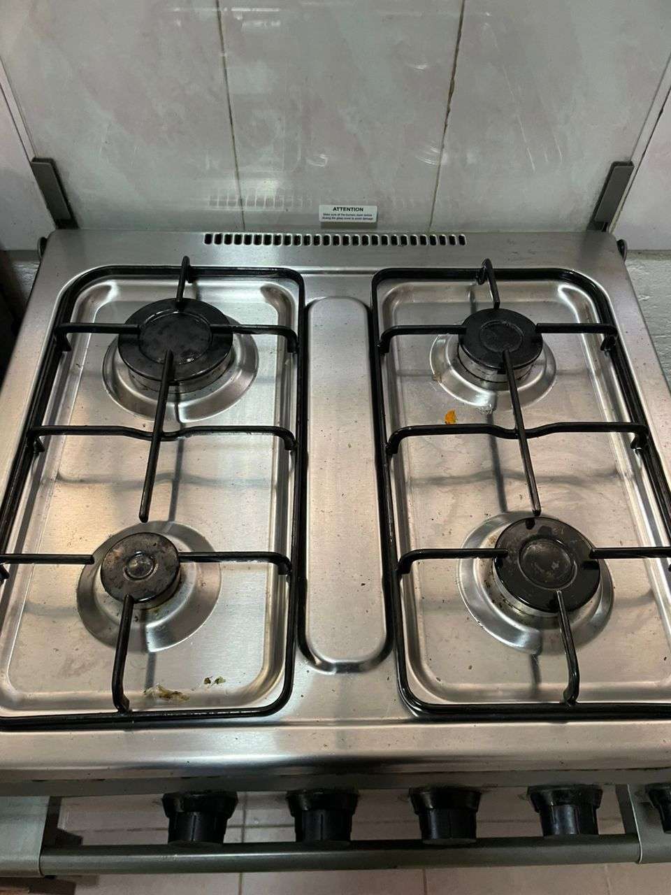 Midea Four burner gas cooker with oven & grill,