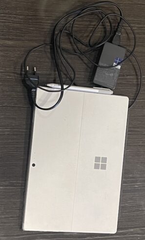 Microsoft Surface Pro (Tablet and Laptop Style )