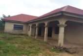 EXECUTIVE 4 BEDROOM, 2 SEPARATE BOYSQUARTERS FOR SALE AT MEDIE