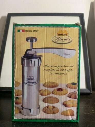 COOKIE/ BISCUIT PRESS