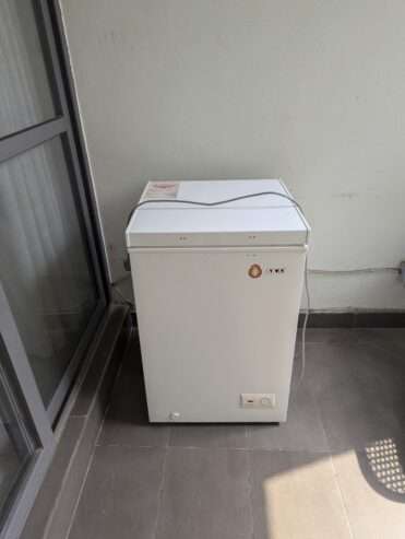 Freezer (Akai, Very Good Condition)