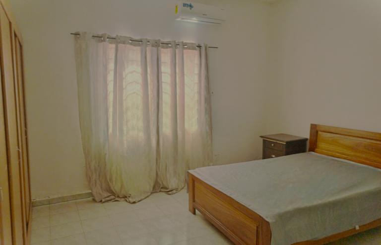 Semi-Detached House for Sale