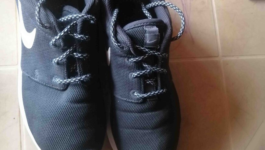 Original and Authentic Nike Sneakers, 35, 36, 37 40