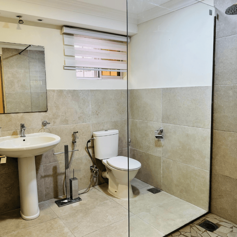 Cantonments Villa Bianca – Tropical Tranquility and Modern Comfort