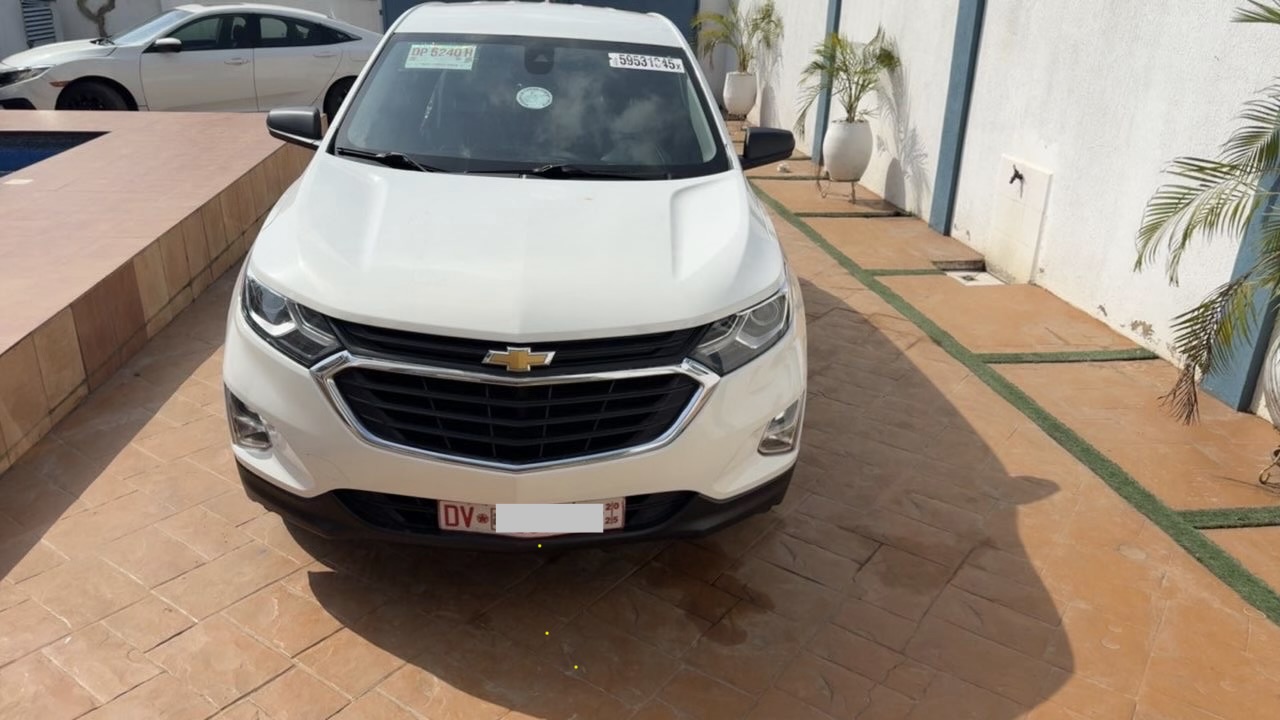 HOT SALE CHEVY EQUINOX AWD 2020. VERY NEGOTIABLE