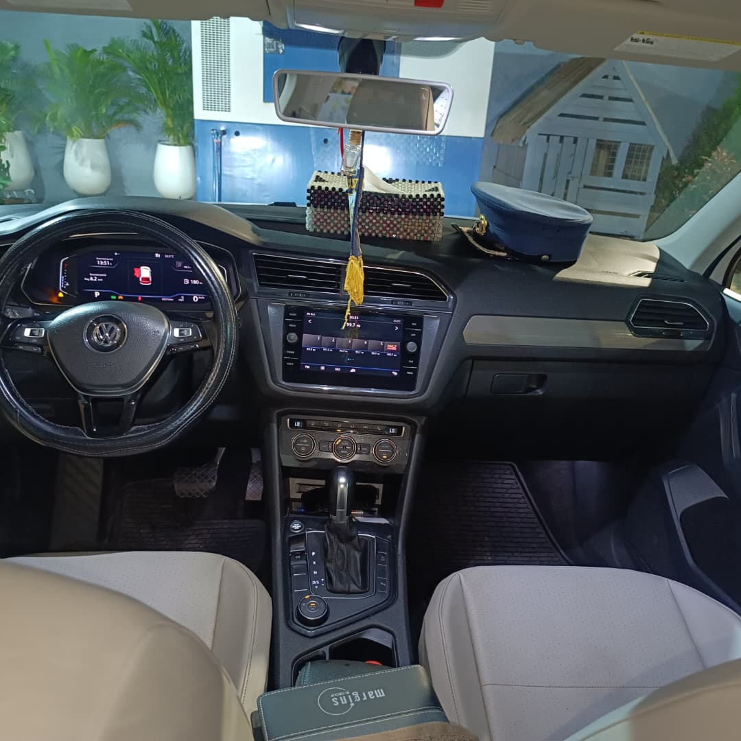 2019 VW Tiguan SEL
