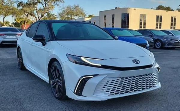 2025 Toyota Camry XSE