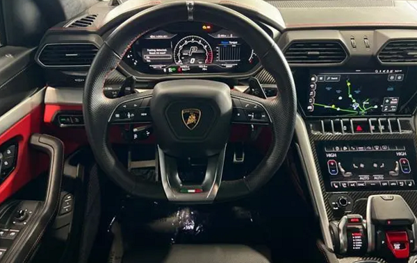 2022 Lamborghini Urus Graphite Capsule